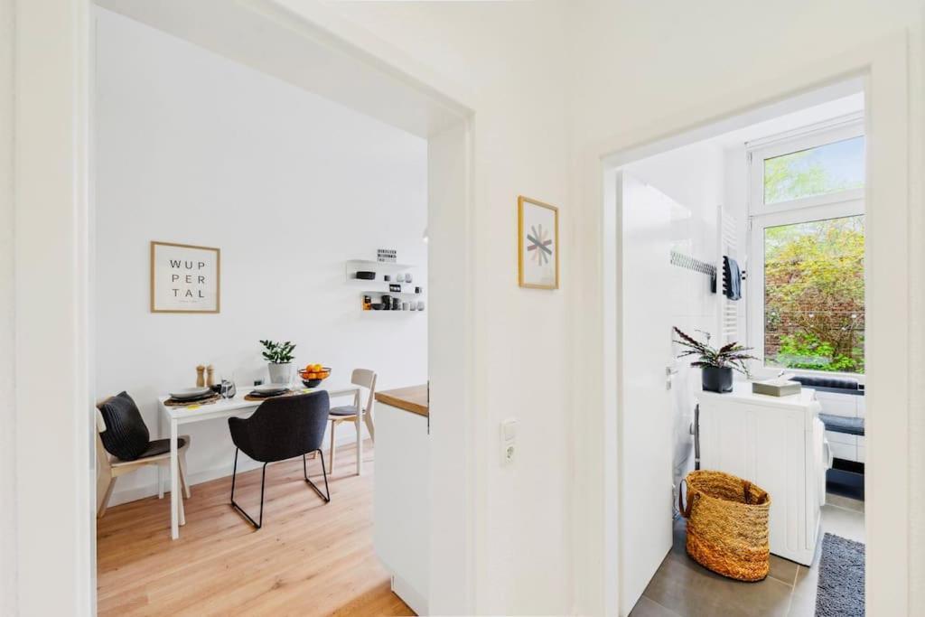 Апартаменты Wuppertaler Altbau-Traum Gutenberg - Naehe Dus & Dortmund & Koeln & Essen Экстерьер фото